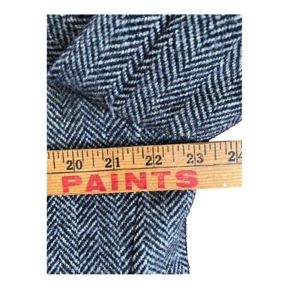VTG House Of Cromwell New York Mens Herringbone Gray Coat size  42 - Picture 3 of 9